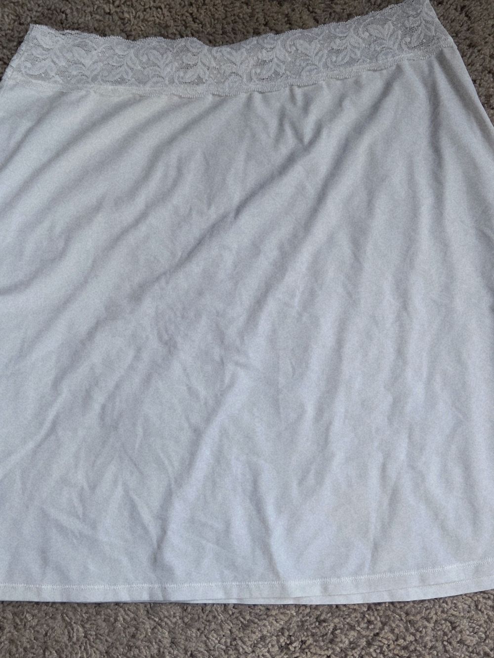 Vassarette White Lingerie Half Slip Romantic Lace Medium Stretch - Picture 2 of 7